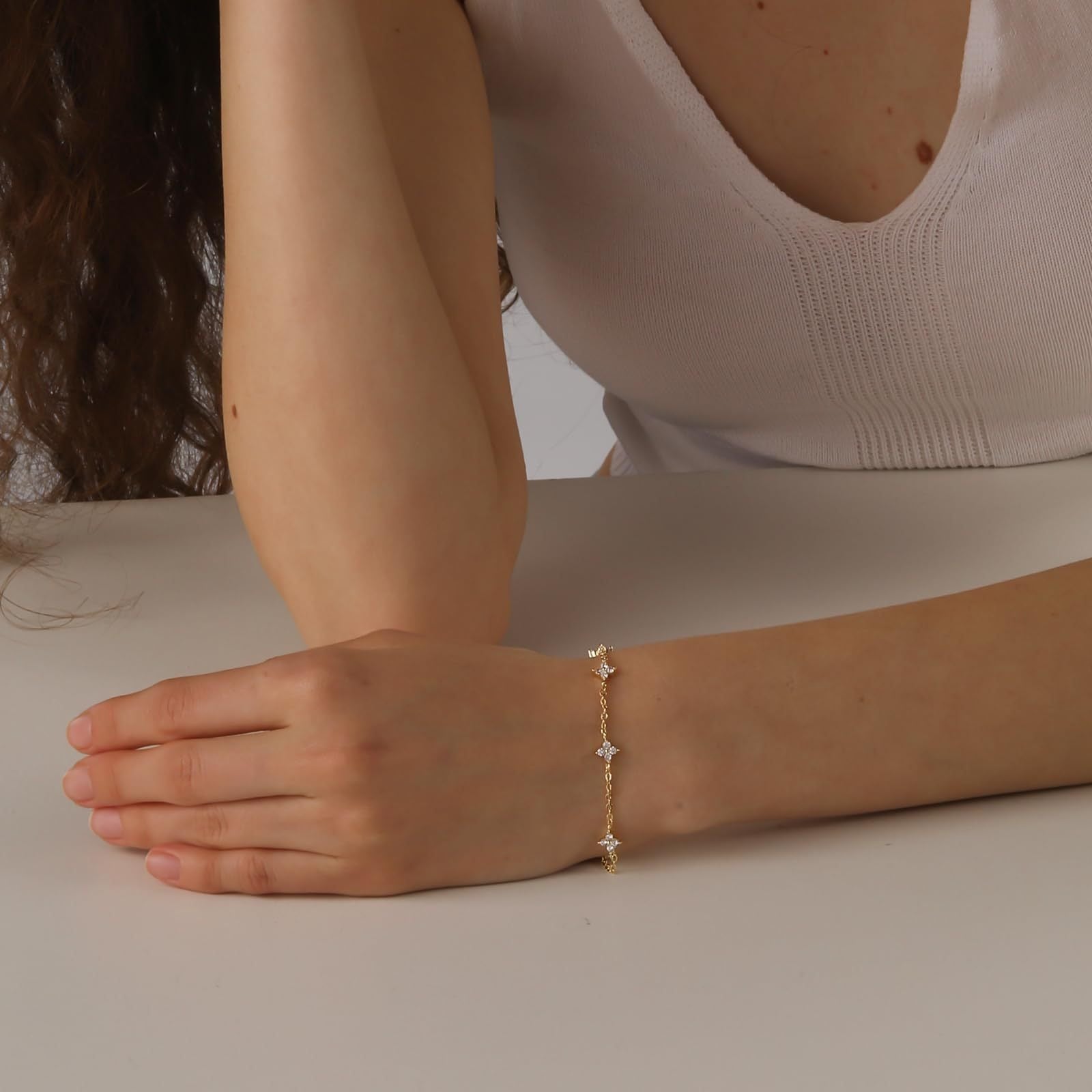Mia Women's Bracelet | 18k Gold Plated with Zircon Crystals, Elegant Design 1