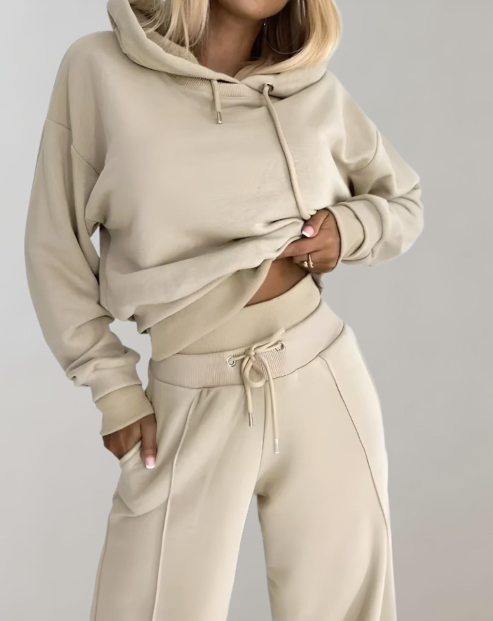 Wendy Women's Tracksuit Set | Relaxed Fit, Wide-Leg Trousers 5