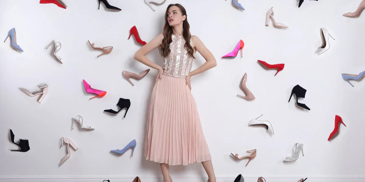 What Colour Shoes to Wear With a Pink Dress