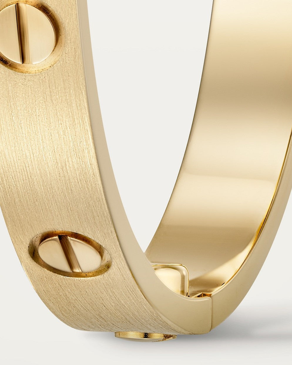 Luna Women's Bracelet | Gold Stainless Steel, Elegant Design 4