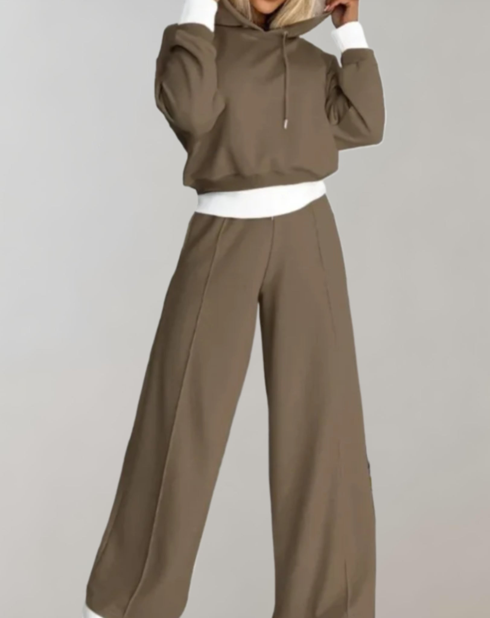 Wendy Women's Tracksuit Set | Relaxed Fit, Wide-Leg Trousers 4