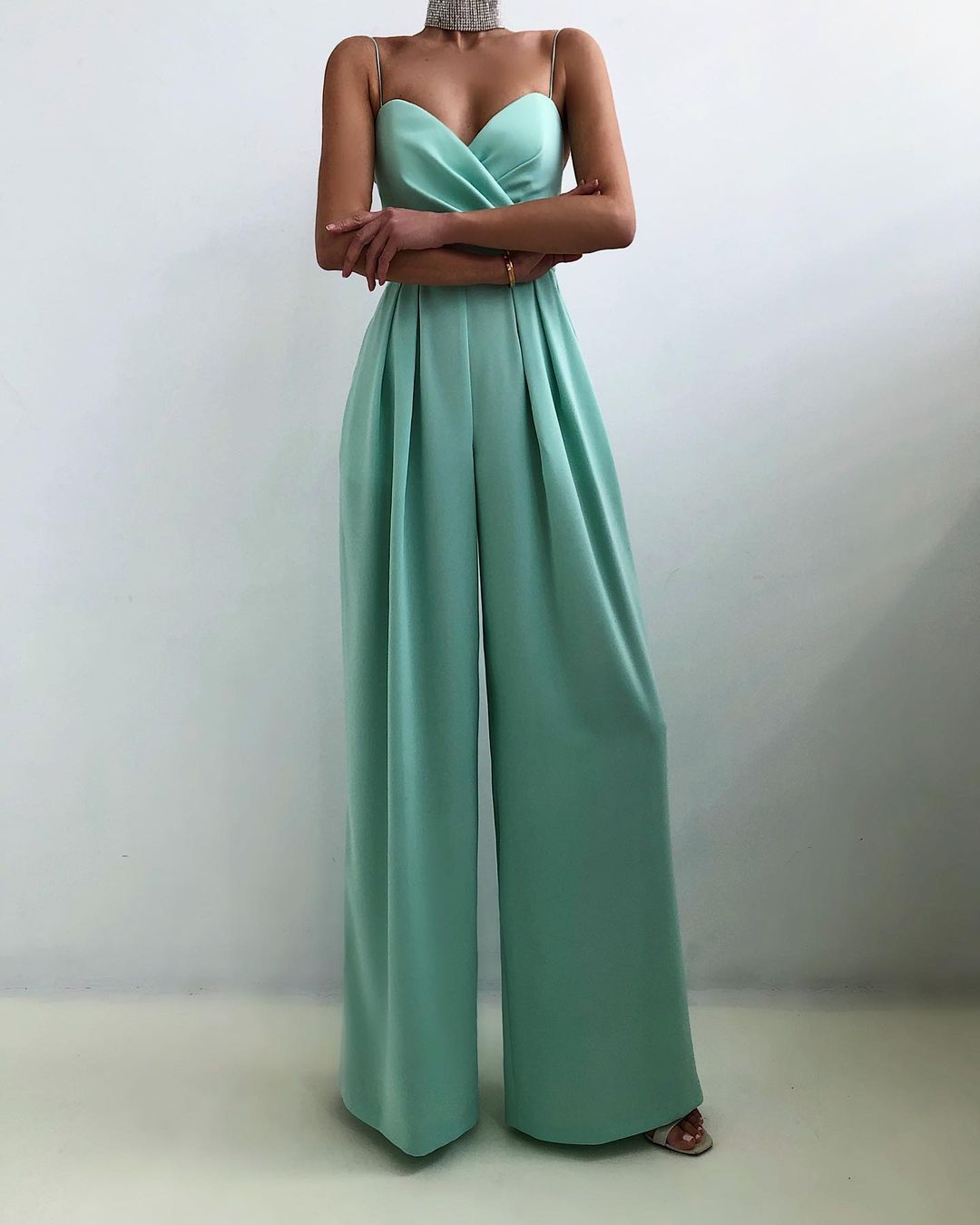 Willa Women's Overall | Stylish Cotton Blend, Elegant Design 3